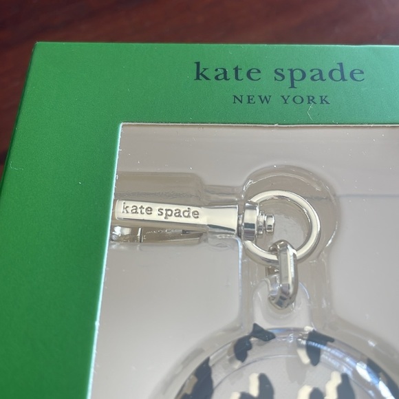Kate Spade new york protective case animal print air tag case New - Picture 4 of 6